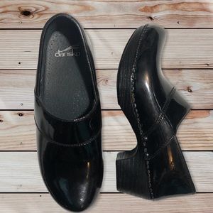 Dansko Black Patent Leather Slip On Clogs size 38